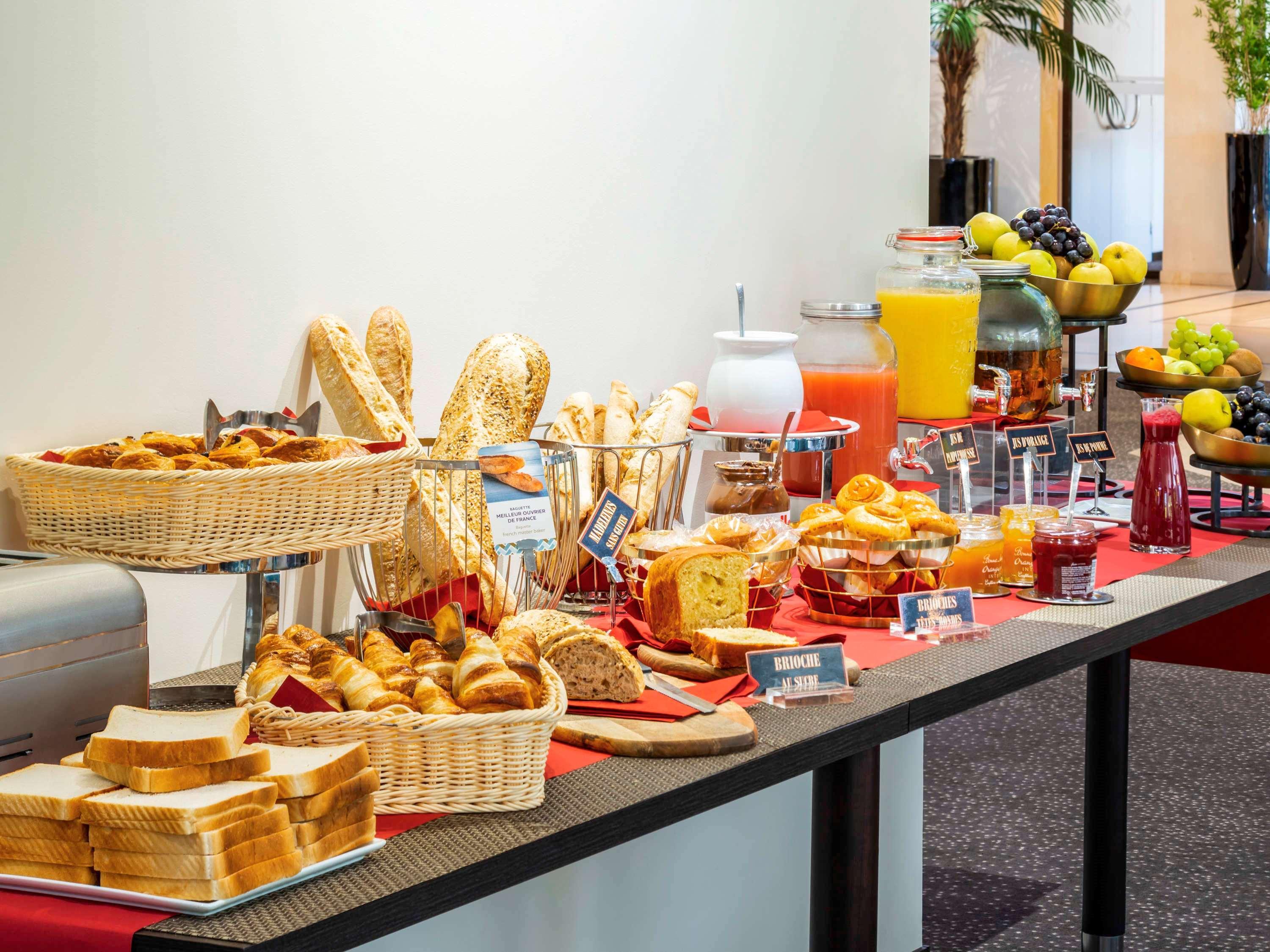Mercure Maurepas Saint Quentin מראה חיצוני תמונה