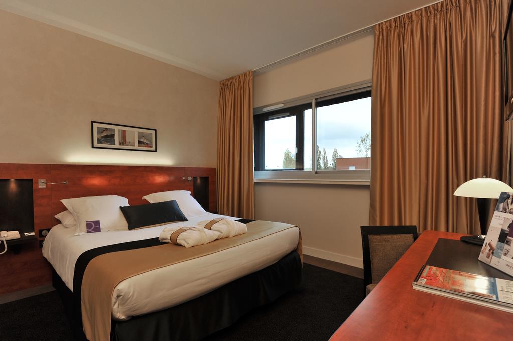 Mercure Maurepas Saint Quentin מראה חיצוני תמונה